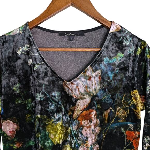 NEW Calessa Velvet Floral V Neck Top Small Whimsygoth Fairygrunge Boho Dark - Picture 3 of 9